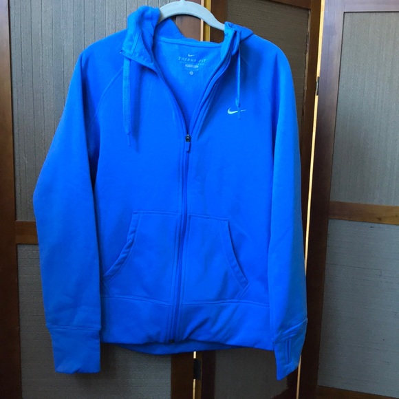 blue nike therma hoodie